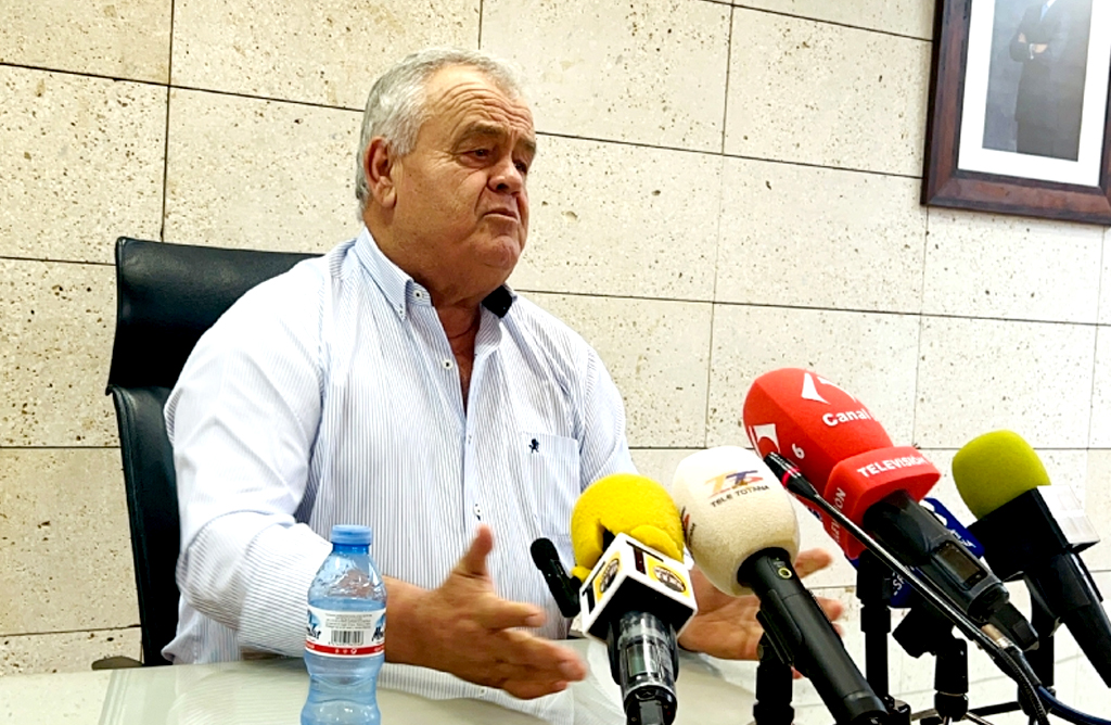 El alcalde plantea una cuestión de confianza vinculada a la aprobación del presupuesto general municipal 